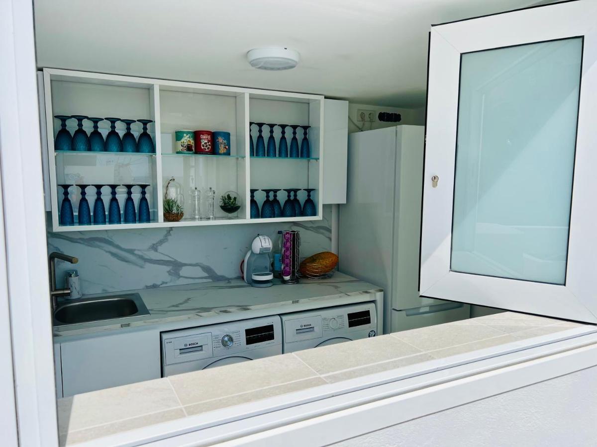 Amber Apartments - Sunny Studio Morro Jable  Bagian luar foto